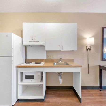 Extended Stay America Suites - Charlotte - University Place Екстериор снимка