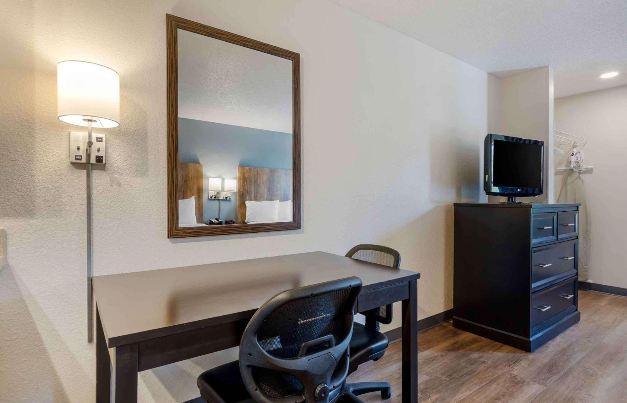 Extended Stay America Suites - Charlotte - University Place Екстериор снимка