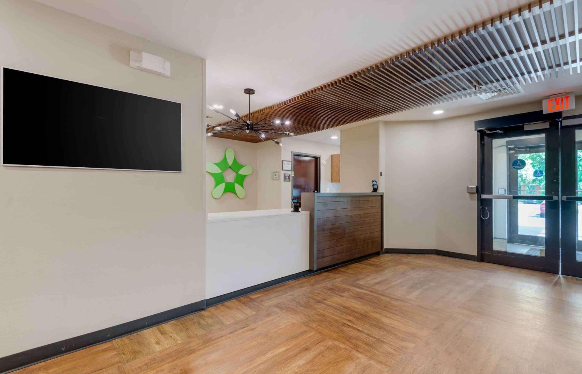 Extended Stay America Suites - Charlotte - University Place Екстериор снимка